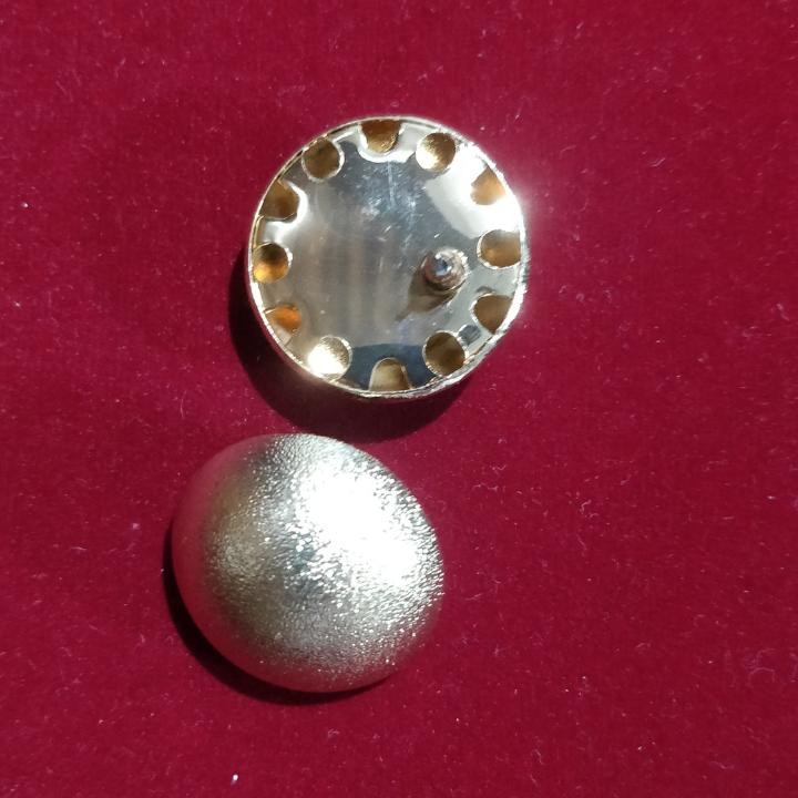 Lunar Frost Domes Studs