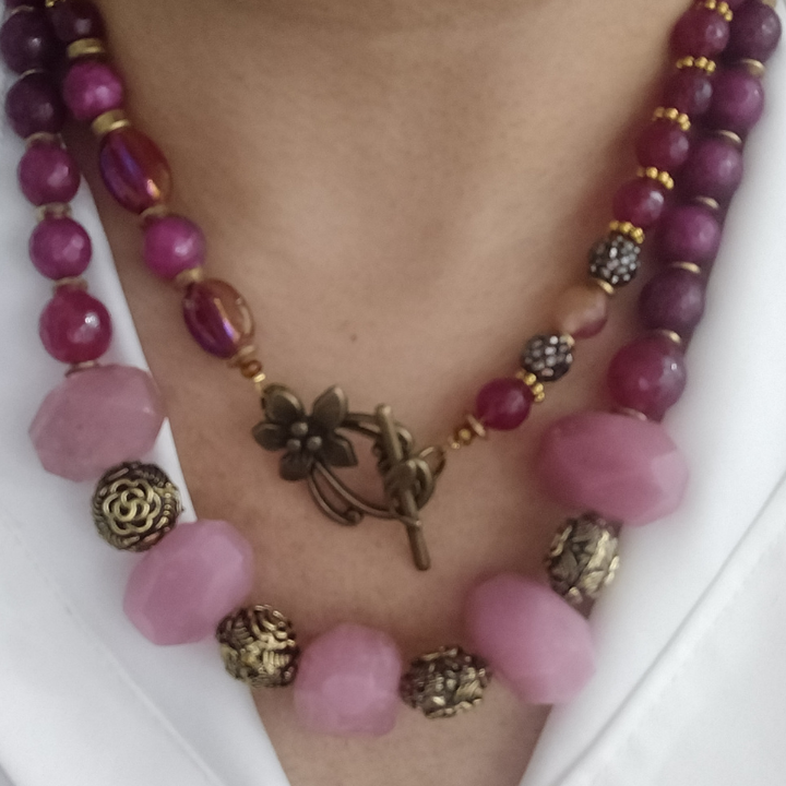 Vintage Sangria Necklet