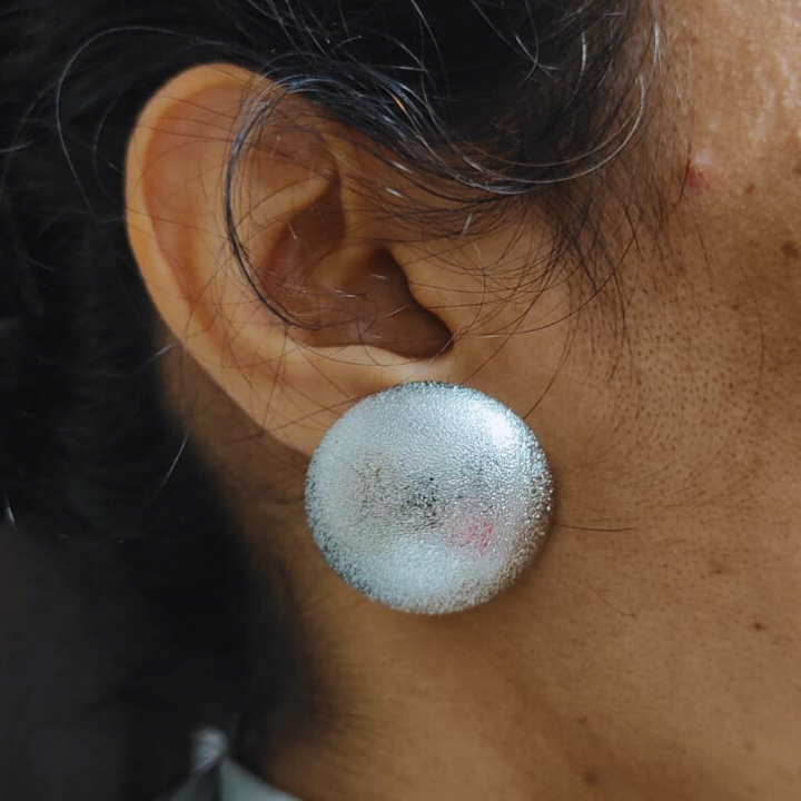 Lunar Frost Domes Studs