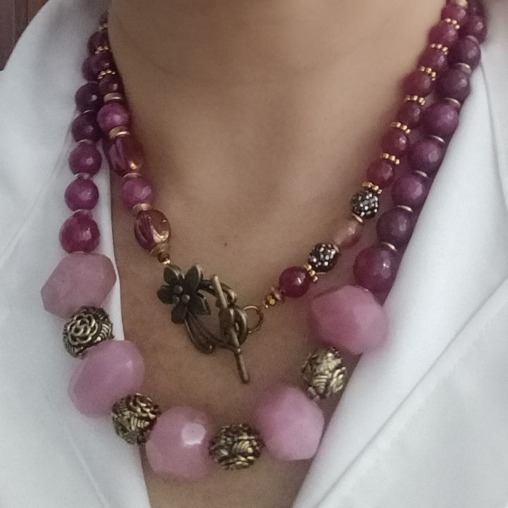 Vintage Sangria Necklet