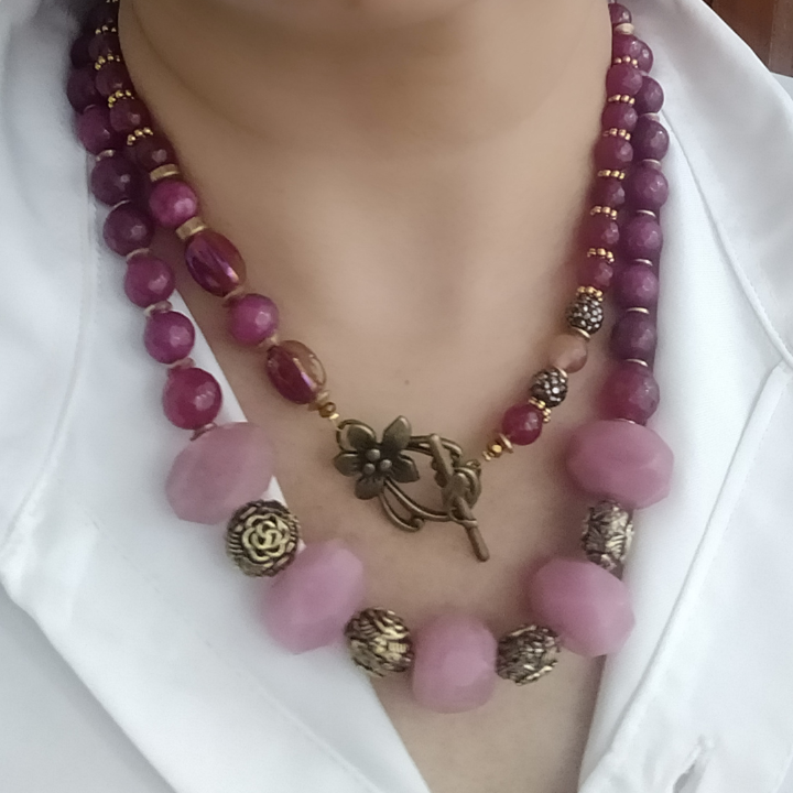 Vintage Sangria Necklet