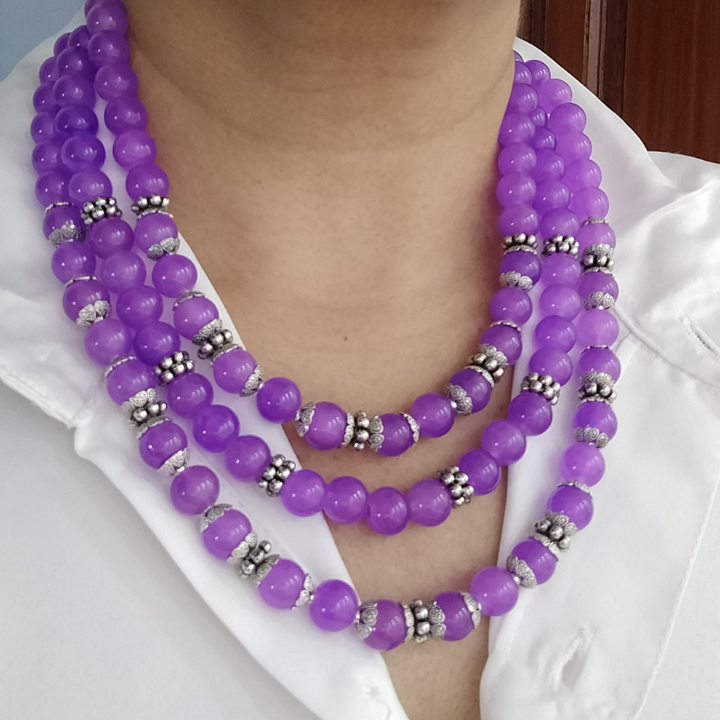 “Viola Royale” – The Regal Edit