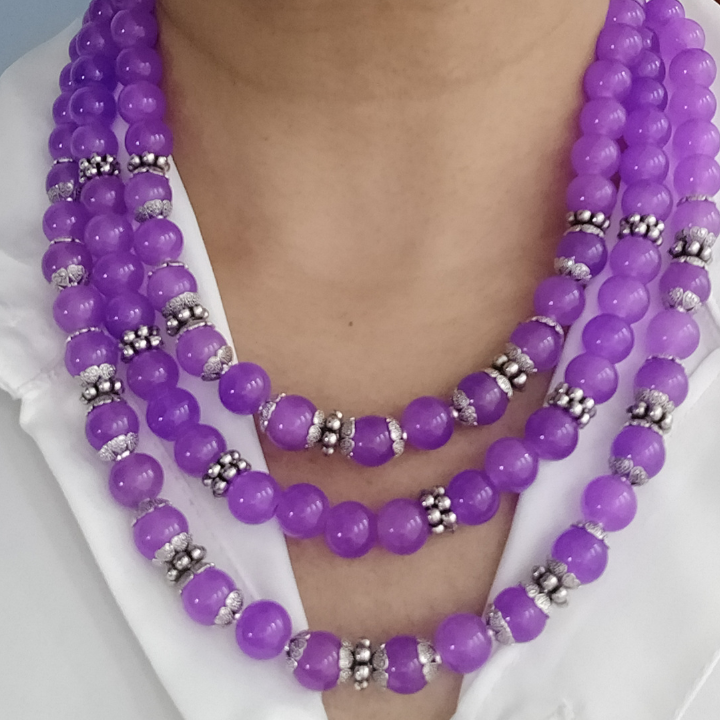“Viola Royale” – The Regal Edit