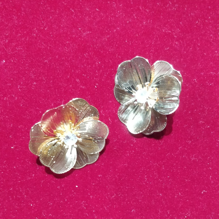 Gilded Bloom Studs