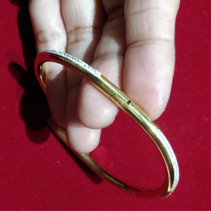 Glam Nail Kada