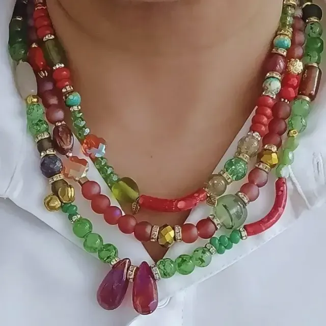 Rangilo Jalsa — Three-Layered Jade & Coral Neckwear