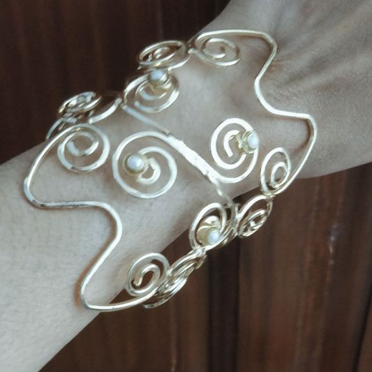 Jharokha Cuff (Free Size)