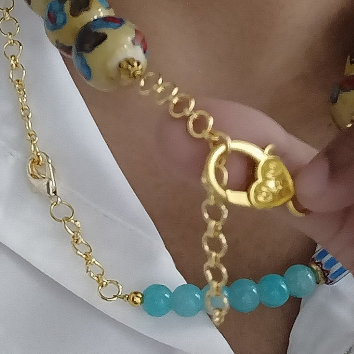 Chai Charcha Majestic