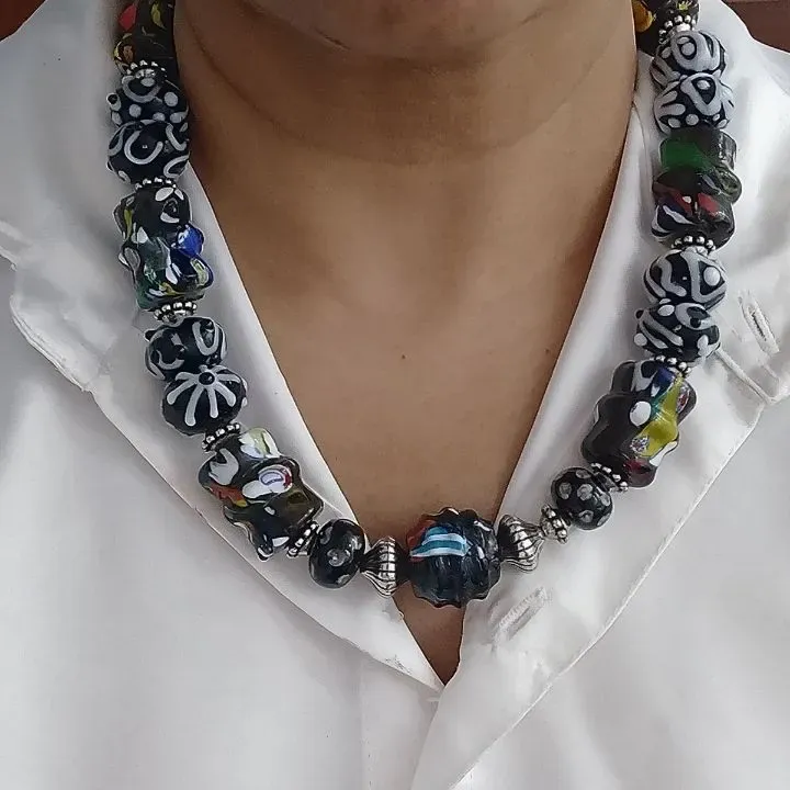 Saaz-e-Siyah Mosaic Gajdhara  — Two-Layered Porcelain Neckwear — view 5