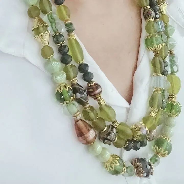 Raag-e-Dhara — Three-Layered Forest Green Beaded Neckwear — view 5