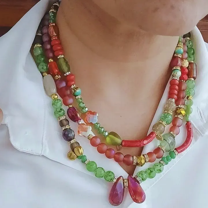 Rangilo Jalsa — Three-Layered Jade & Coral Neckwear — view 3